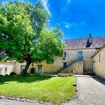 Chambre D'Hote "La Pierre" Domaine De Fonpeyroune Hotel Conne-de-Labarde Екстериор снимка